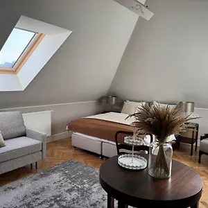 https://villa-avanti.krakowhotelspoland.com